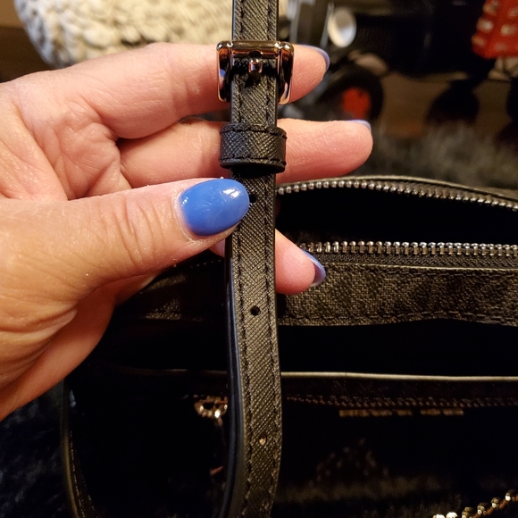 AUTHENTIC Michael Kors crossbody💖 NEW - Picture 12 of 16